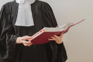 وکیل خانم برای طلاق (8)